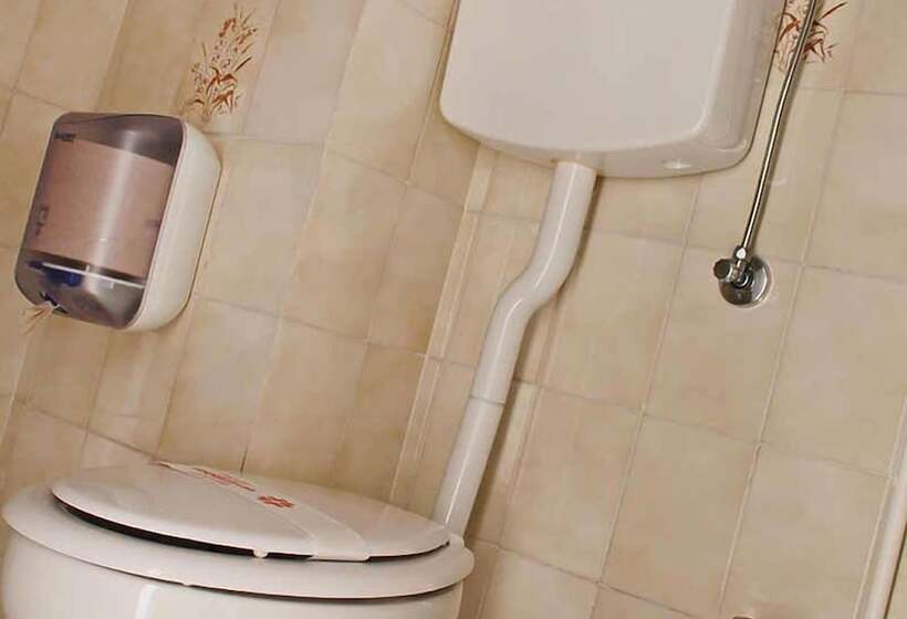 اتاق استاندارد چهار تخته, T
