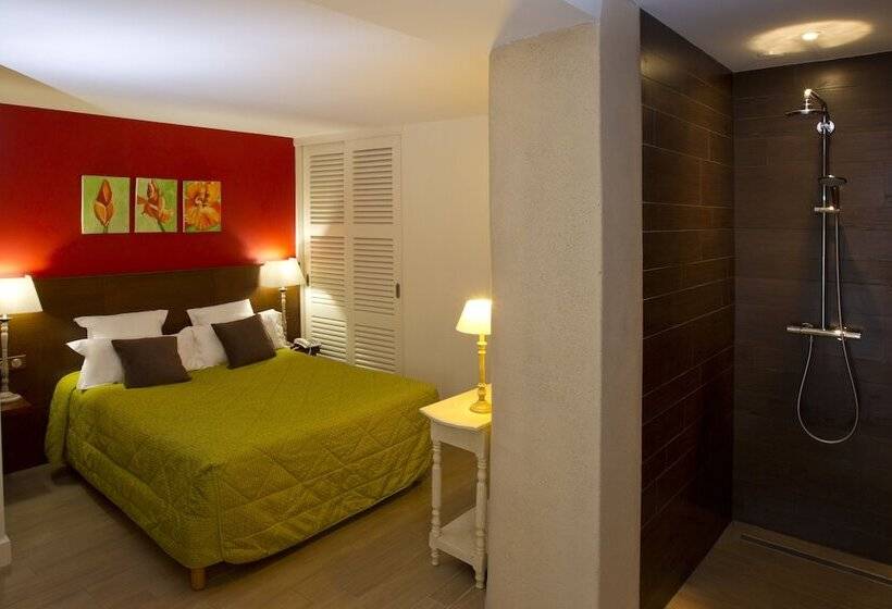 Номер Superior, The Originals Boutique, Hôtel De La Paix, Beaune
