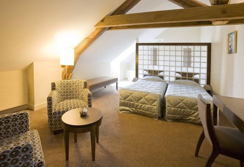 Полулюкс, The Originals Boutique, Hôtel De La Paix, Beaune