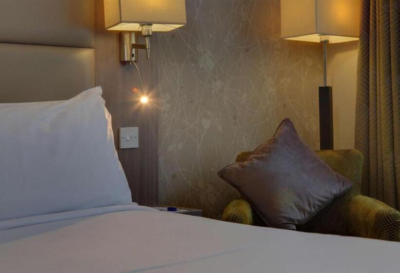 Номер Стандарт, Best Western Pontypool Metro