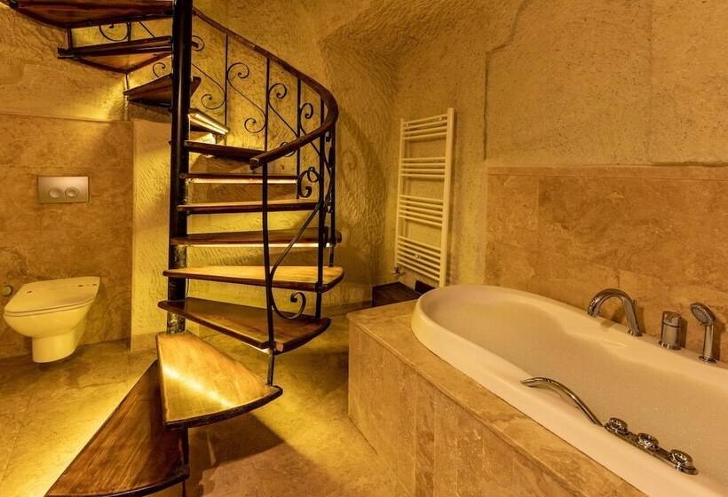 Полулюкс, Utopia Cave Cappadocia