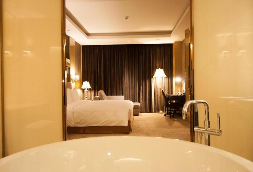 스위트, Crowne Plaza Shanghai Noah Square, An Ihg