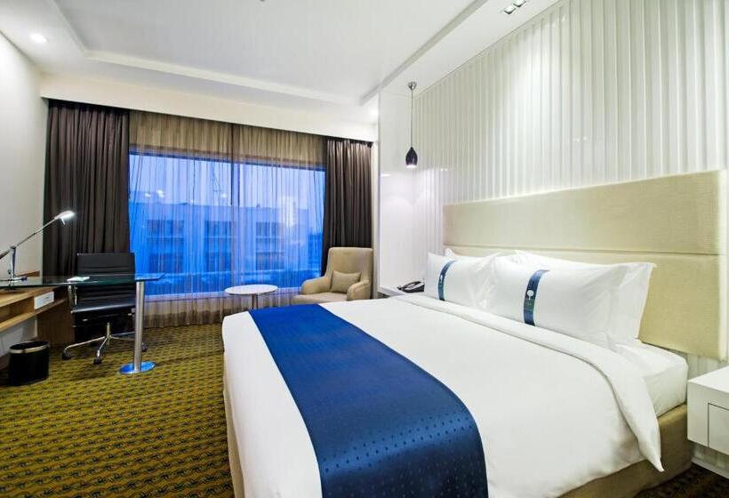Стандартный Номер Кровать Кинг, Holiday Inn Amritsar Ranjit Avenue By Ihg