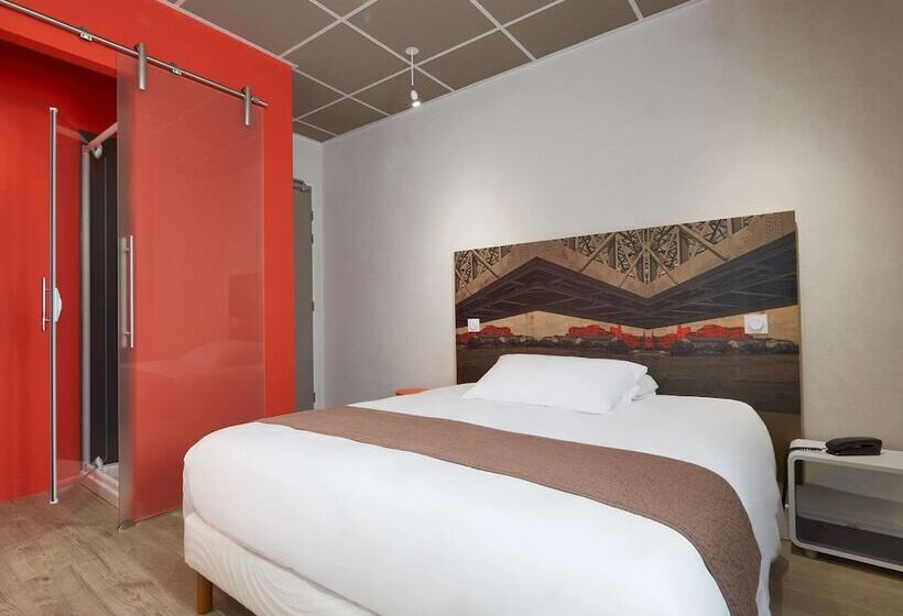 Quarto Estandar Cama Casal, Demain Hôtel & Conciergerie