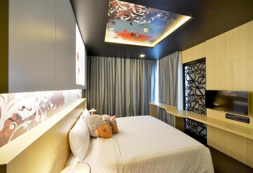 스위트, Sleep With Me Hotel Design Hotel @ Patong