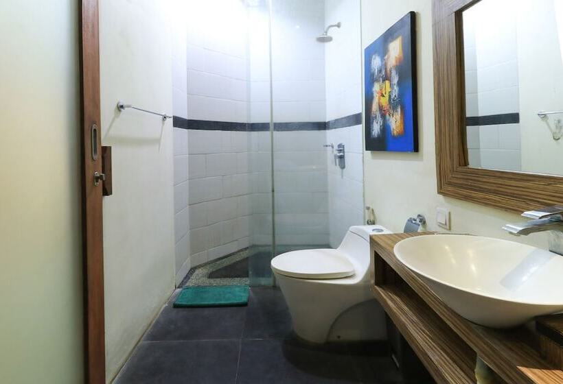 Вилла 2 Спальни, The Widyas Bali Villa