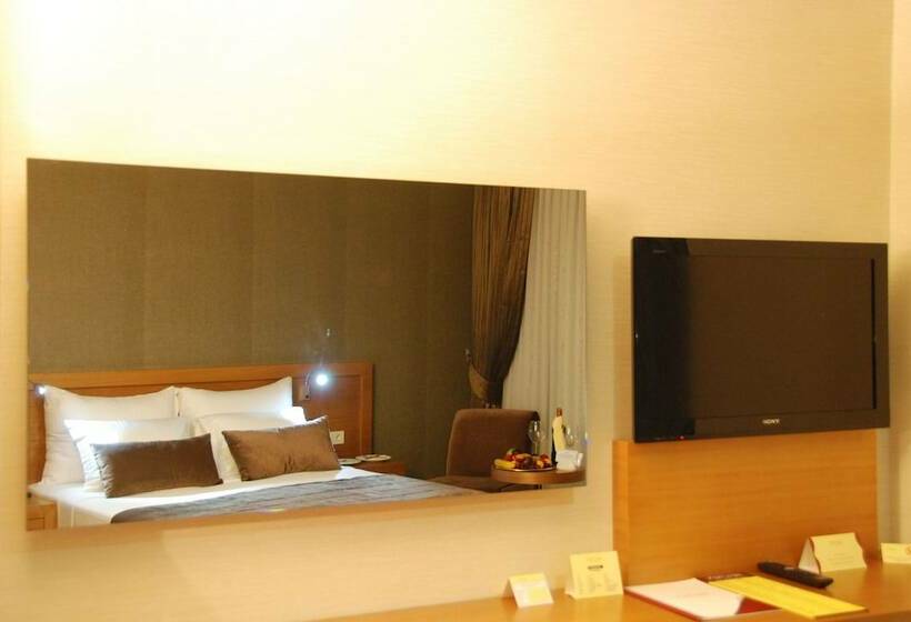 Quarto Estandar, Volley Hotel İzmir