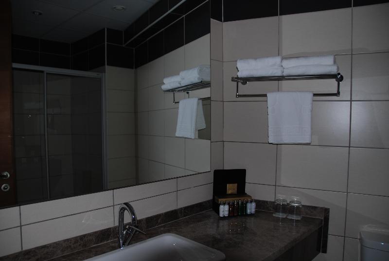 Quarto Estandar, Volley Hotel İzmir