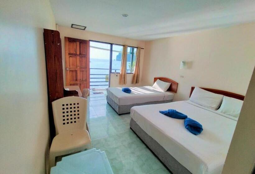 Номер Стандарт Трехместный, Dalum Beachhouse