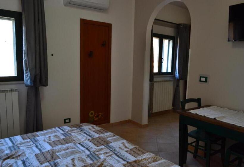 اتاق پریمیوم چهارنفره, Costa Del Gallo