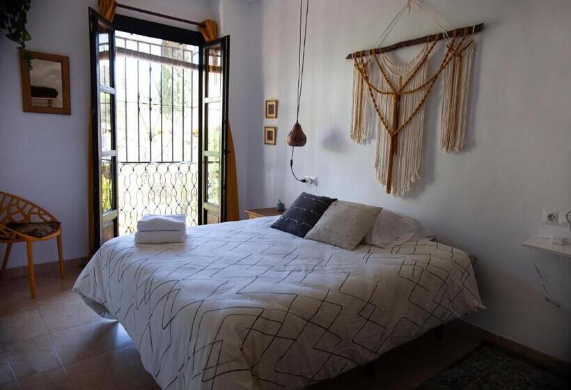 Standard room with outdoor bath, Casa Guidai