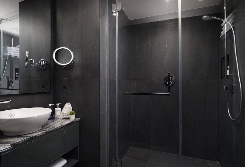 Студио Стандарт с Террасой, Dao By Dorsett West London