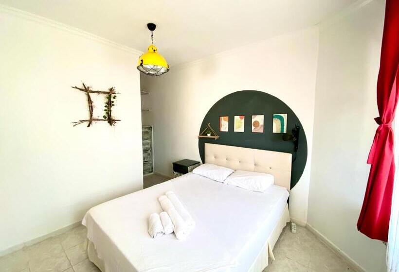 Quarto Familiar Vista Montanha, Lena Boutique Otel