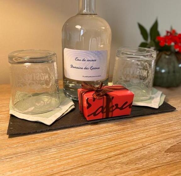 标准间, La Maison Blanche De Martué