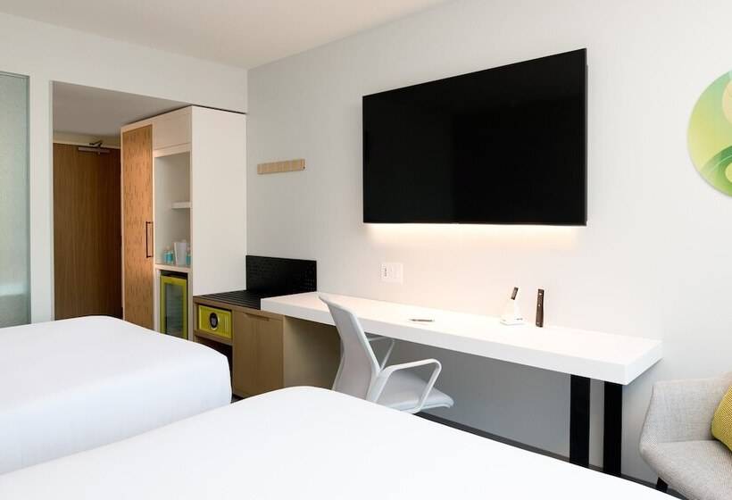 Engelliler için Standart Oda, Astra Hotel, Seattle, A Tribute Portfolio Hotel By Marriott   No Resort Fees