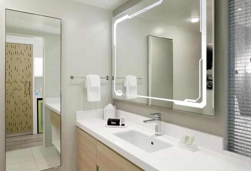 Engelliler için Standart Oda, Astra Hotel, Seattle, A Tribute Portfolio Hotel By Marriott   No Resort Fees