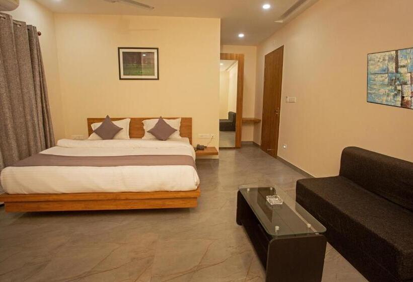 带大床的标准间, Grey House Inn