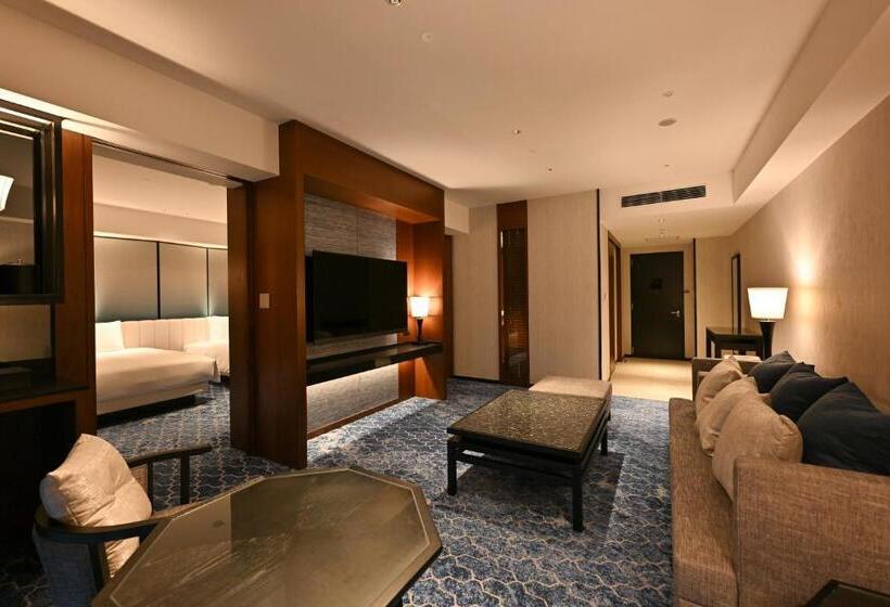 디럭스 스위트, Ryukyu Hotel & Resort Nashiro Beach