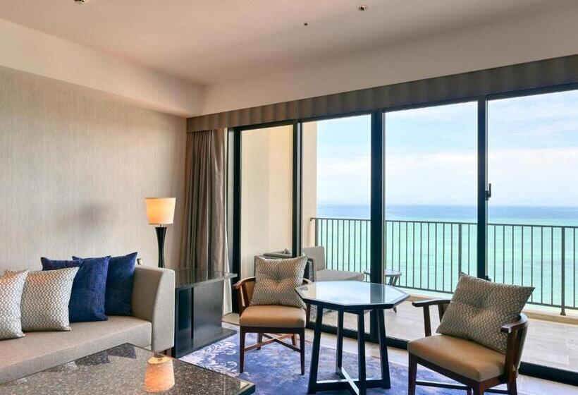 로얄 스위트, Ryukyu Hotel & Resort Nashiro Beach