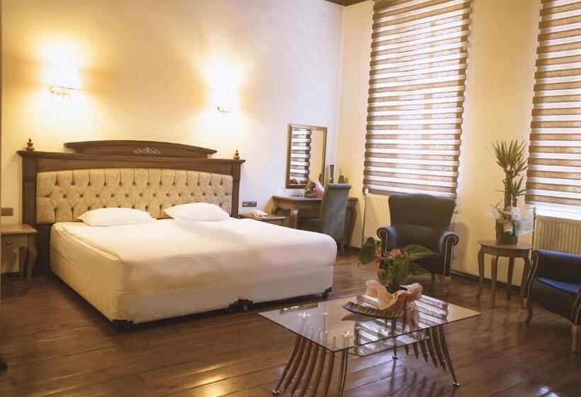 جناح جونيور, Thrace Konak Hotel & Spa