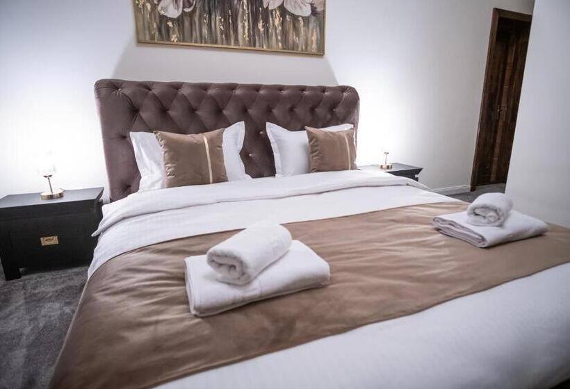 Номер Deluxe, The Nest Baia Mare