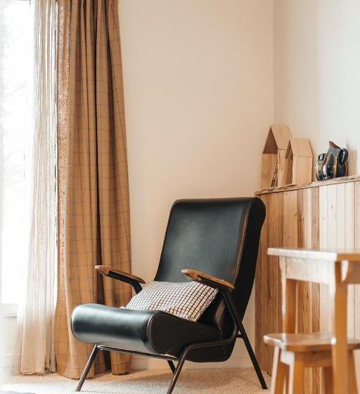 اتاق استاندارد چهار تخته, Le Chalet De Plainpalais
