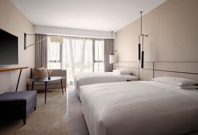 اتاق لوکس, Tunis Marriott