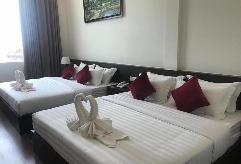 Номер Стандарт, Apple Hotel Two   Near Phnom Penh Airport