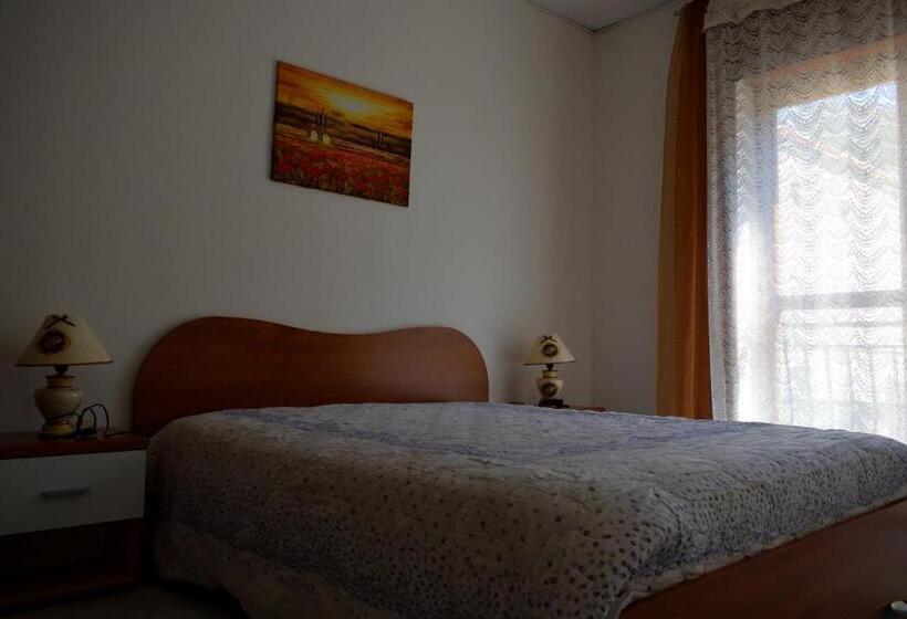 Quarto Estandar com Sacada, B&b Il Conte