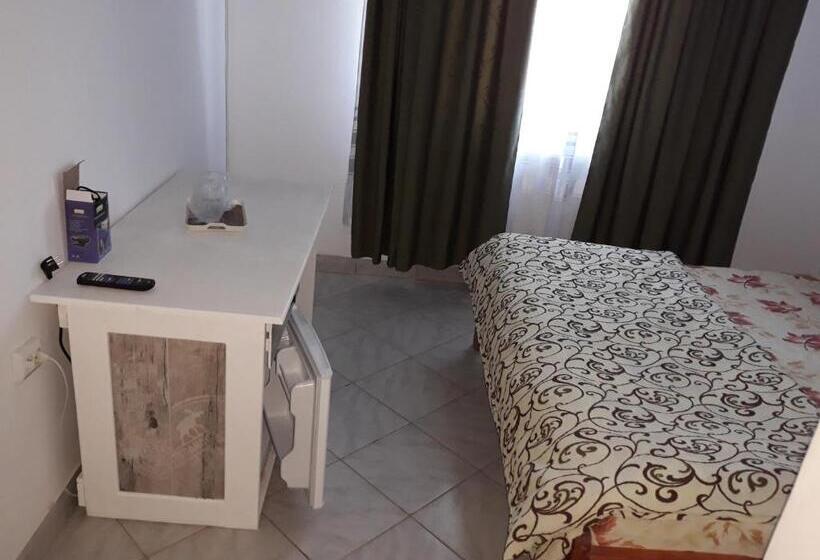 Quarto Estandar, Casa Razvan Vama Veche