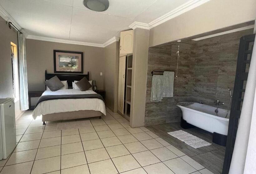 اتاق لوکس, Toro Guest House