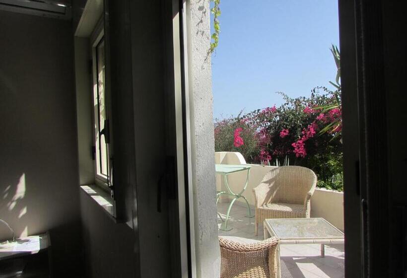 Quarto Estandar Vista Mar com Sacada, Villa Majata