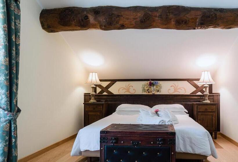 Люкс, Chalet Du Lys Hotel & Spa
