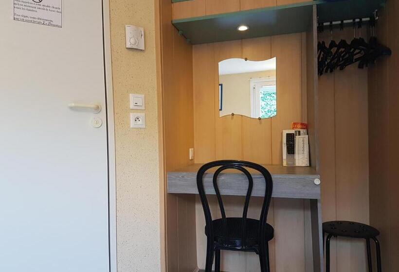 Номер Стандарт, Fasthotel Carcassonne