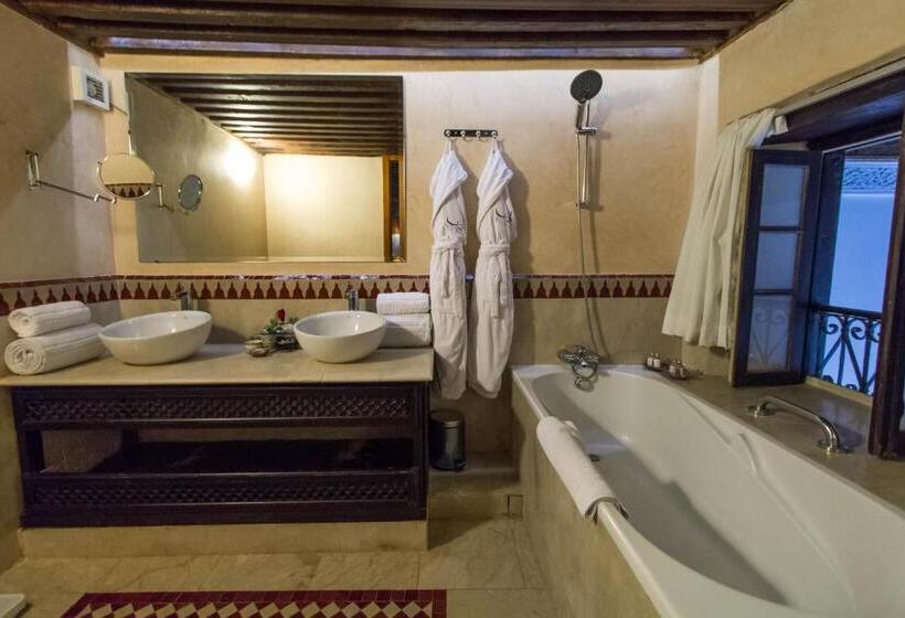 سوییت سوپریور, Riad Braya