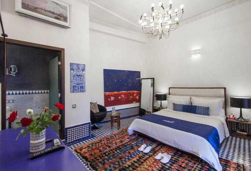 اتاق لوکس, Riad Braya