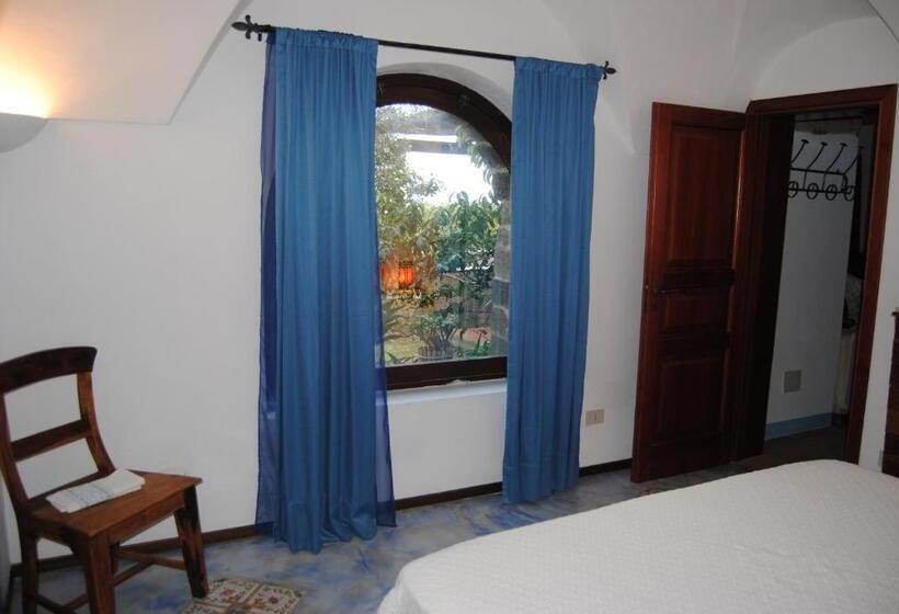 سوییت با چشم‌انداز دریا, Resort La Casa Dei Fiori