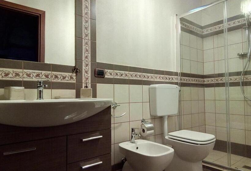 Номер Стандарт Вид на Море, L Orangerie