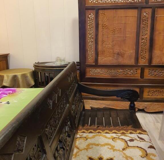 اتاق استاندارد, Pas Birute