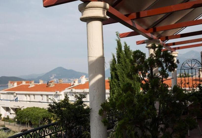 سوییت با چشم‌انداز دریا, Apartments And Rooms Levantin Inn