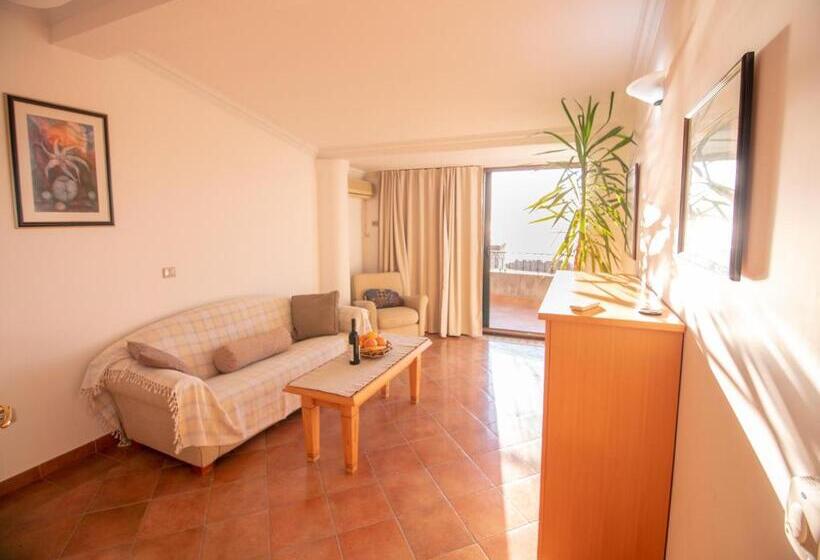 سوییت با چشم‌انداز دریا, Apartments And Rooms Levantin Inn