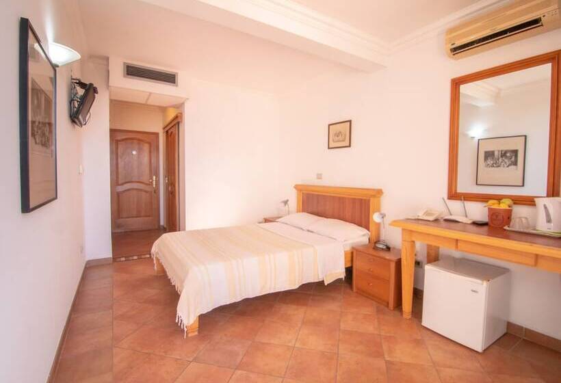 اتاق استاندارد با بالکن, Apartments And Rooms Levantin Inn
