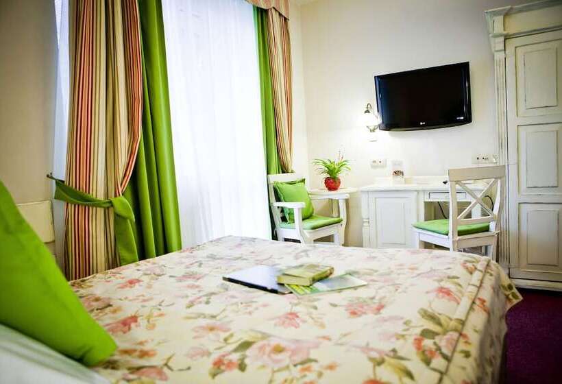 Номер Economy, Helan Family & Spa