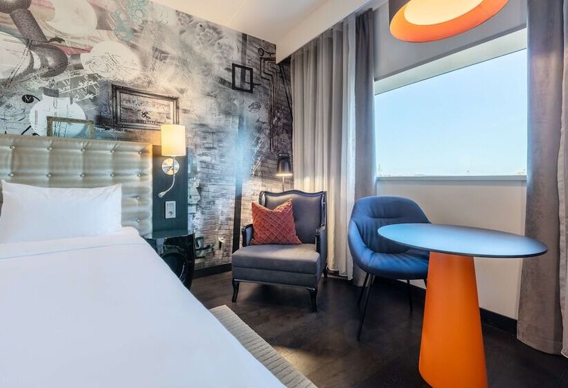 Номер Стандарт, Radisson Blu Riverside