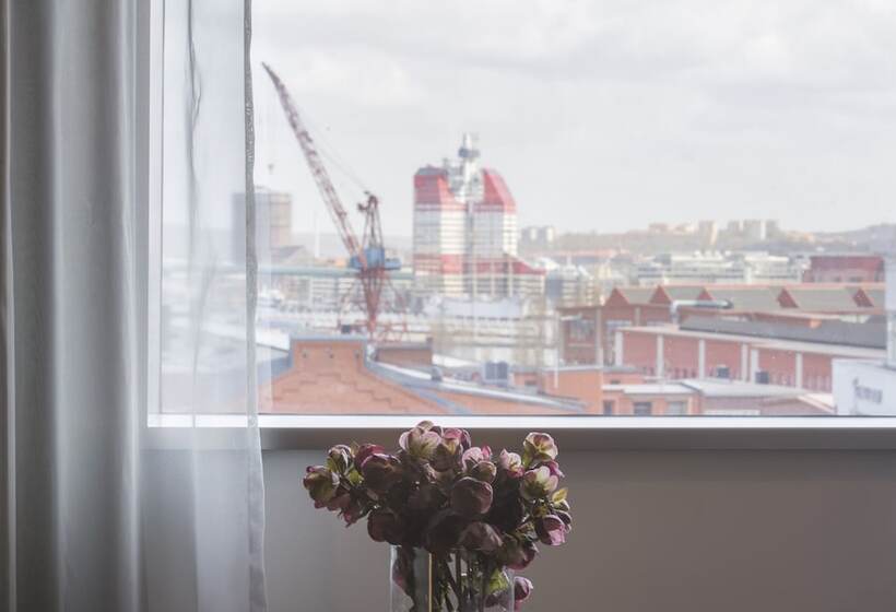 Номер Премиум, Radisson Blu Riverside