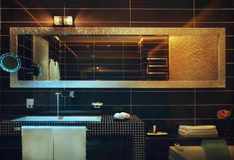 Люкс Повышенной Комфортности, Mirotel Resort And Spa