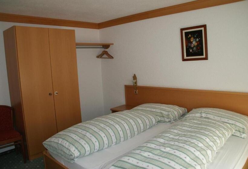 Номер Стандарт, Residence