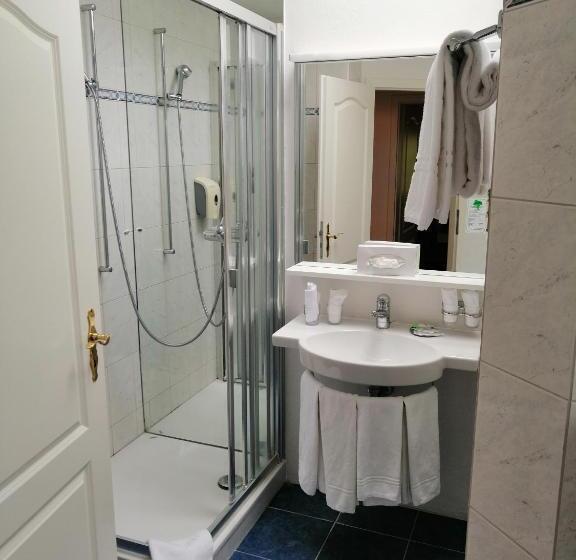 Апартаменты 3 Спальни, Residence
