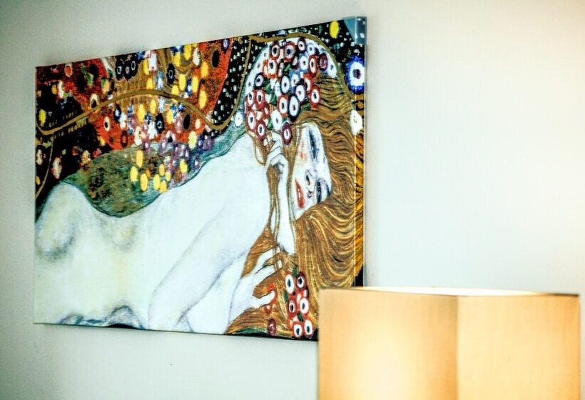 Апартаменты 1 Спальня, T3 Hotel Cityloft