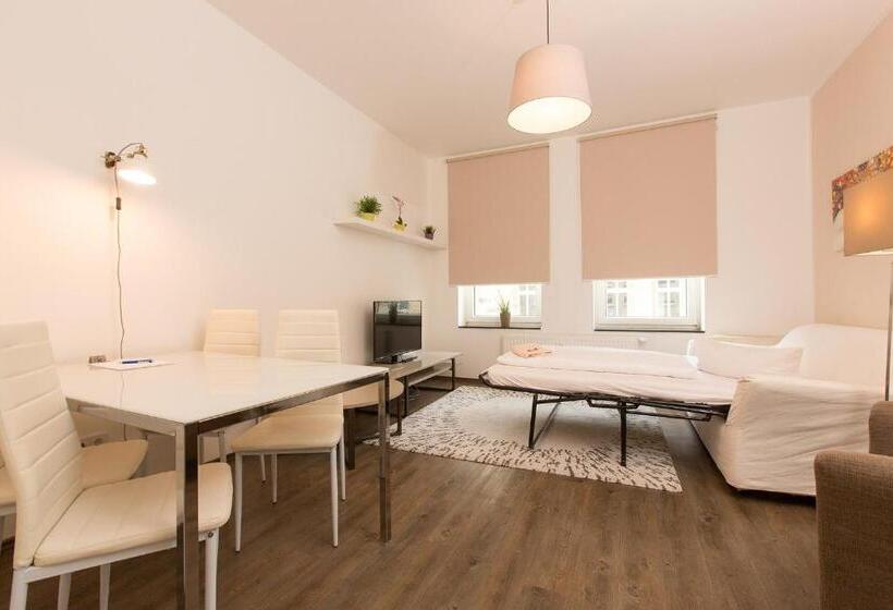 Апартаменты 1 Спальня, T3 Hotel Cityloft
